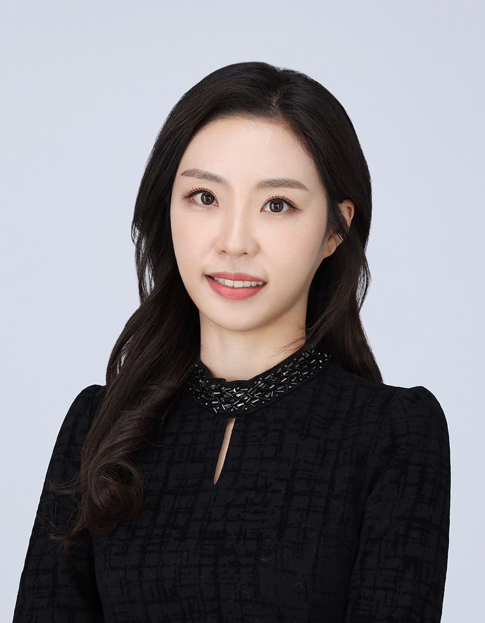 Ji  Yun Lee